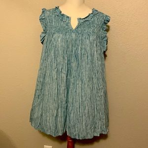 Easel blouse size med